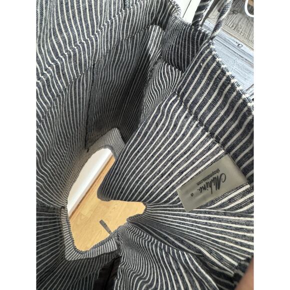 Mahina Hawaii Women’s Railroad Stripe Strappy Cross back Pinafore Dress SZ SM - Picture 6 of 8